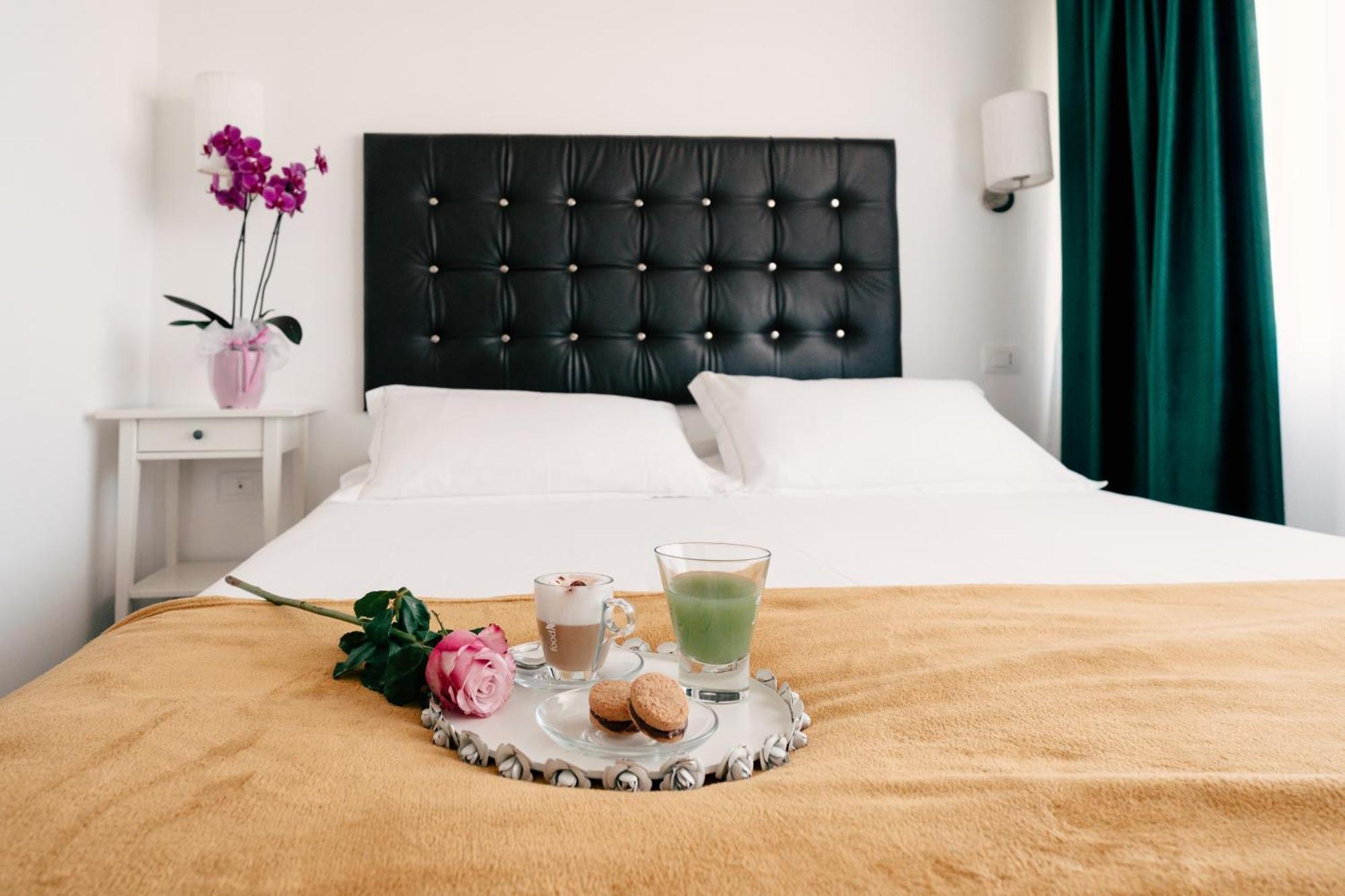 Bed and Breakfast Zyra Garden Club Акуавива-делле-Фонти Экстерьер фото